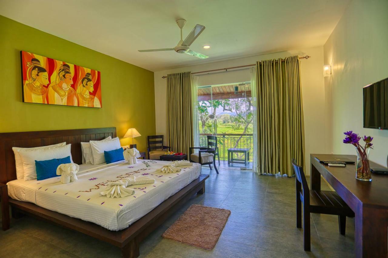 Tropical Life Resort And Spa Dambulla Exterior foto